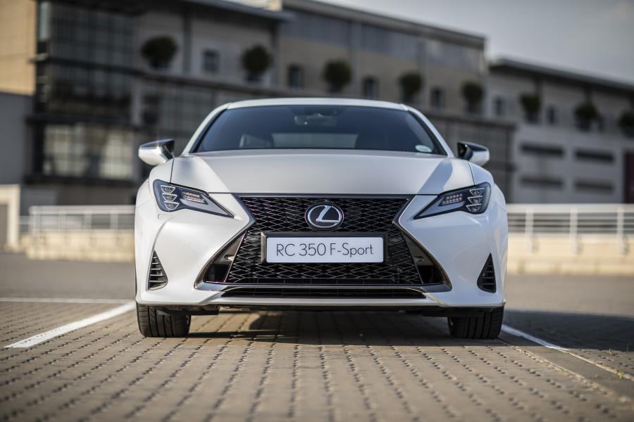  Lexus RC350 F-Sport 2019 года  (ZA) (фото 8 из 25)